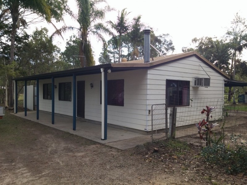 114 Pumicestone Road, Caboolture QLD 4510