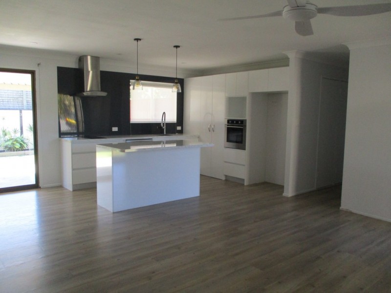 11 Fern Street, Deception Bay QLD 4508