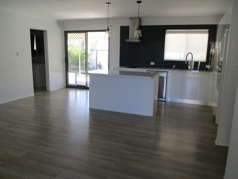 11 Fern Street, Deception Bay QLD 4508