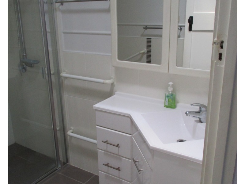 145 Esplanade, Deception Bay QLD 4508