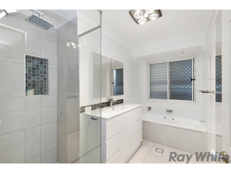 6 Delvene Court, Deception Bay QLD 4508