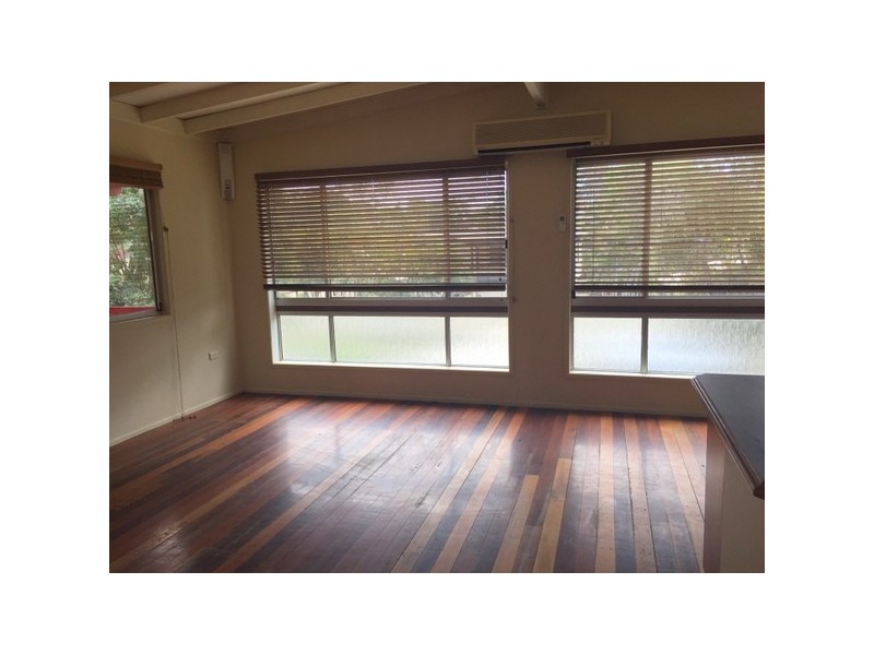 28 Carwell Street, Petrie QLD 4502