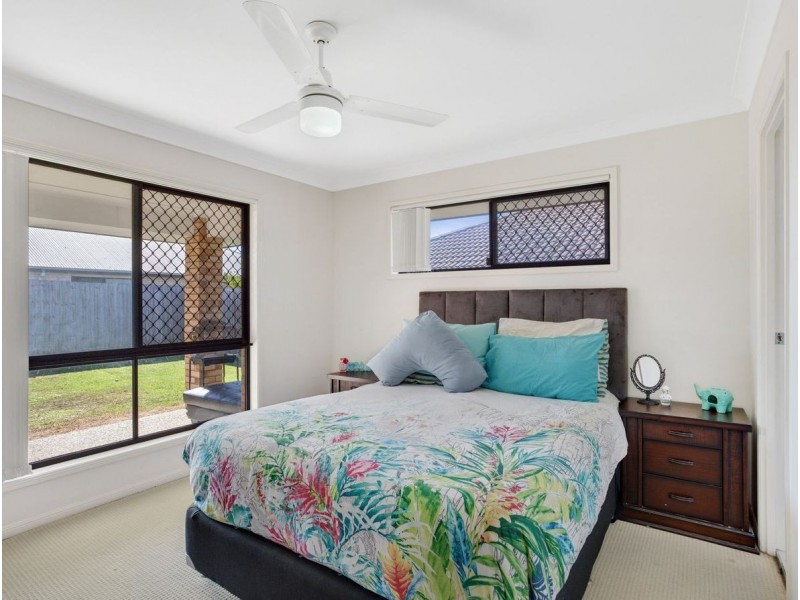 9 Olivine Court, Rothwell QLD 4022