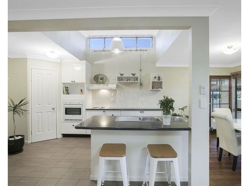 35 Twenty Third Avenue, Brighton QLD 4017