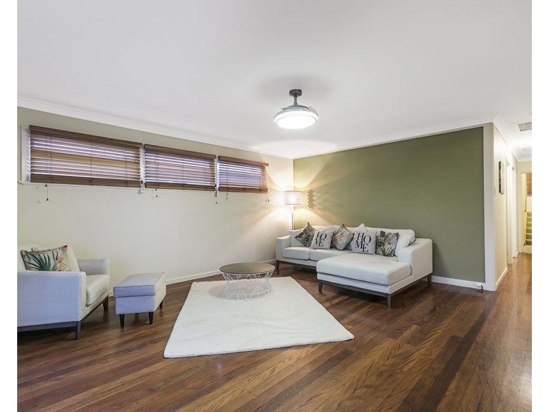 35 Twenty Third Avenue, Brighton QLD 4017