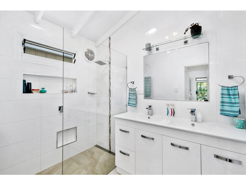 15 Cunningham Street, Deception Bay QLD 4508