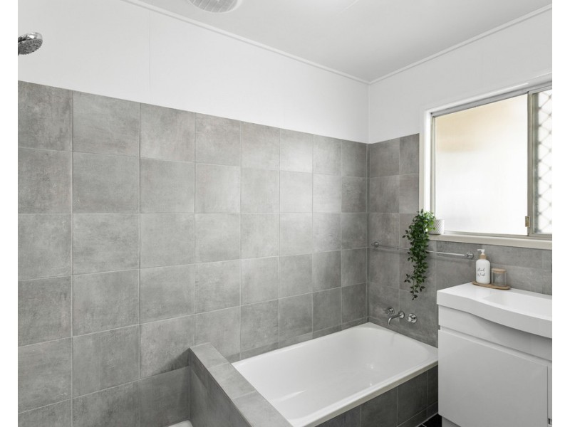 24 Southwell Street, Kippa-ring QLD 4021