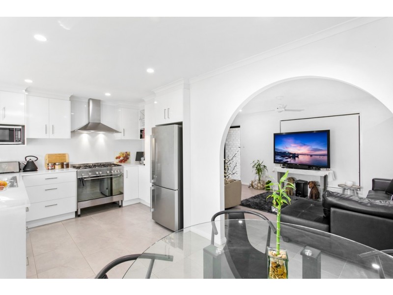 66 Cross Street, Deception Bay QLD 4508