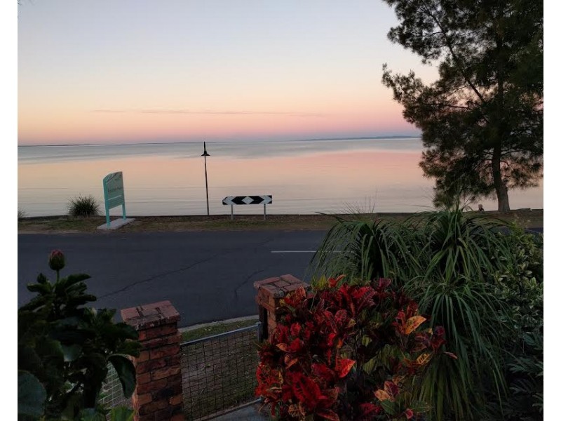 49 Esplanade, Deception Bay QLD 4508