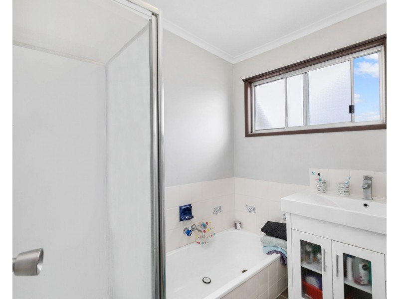 75 Maine Terrace, Deception Bay QLD 4508