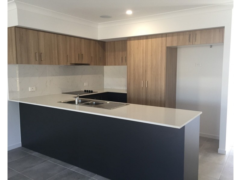 71 Promenade Circuit, Rothwell QLD 4022