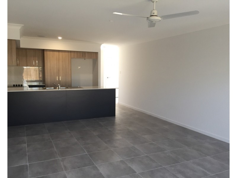 71 Promenade Circuit, Rothwell QLD 4022