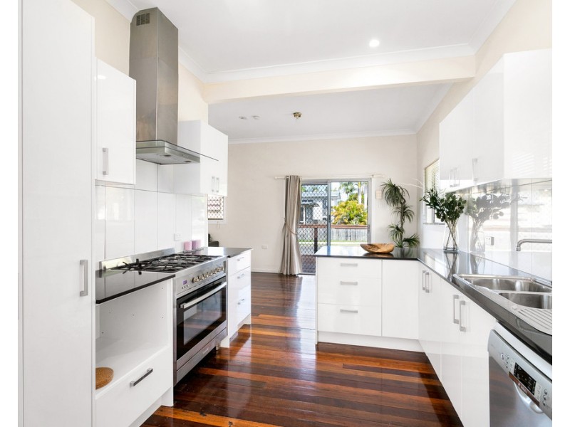 35 Summer Street, Deception Bay QLD 4508