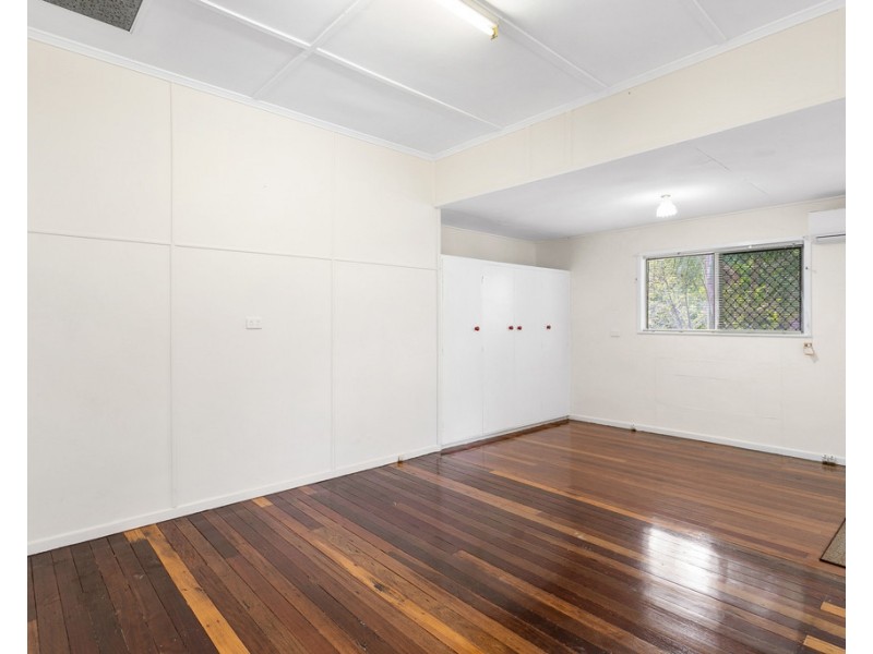 35 Summer Street, Deception Bay QLD 4508