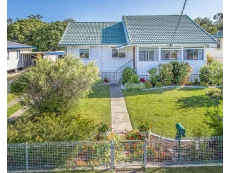 11 Sandown St, Brighton QLD 4017