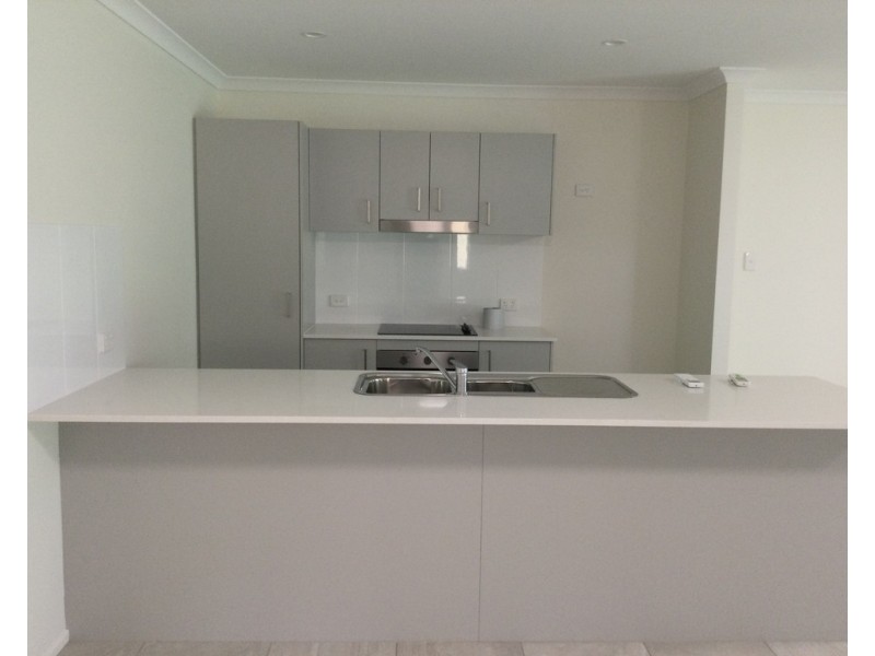 1b/8 Shalom Court, Deception Bay QLD 4508