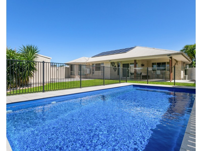 2 Caitlin Court, Rothwell QLD 4022