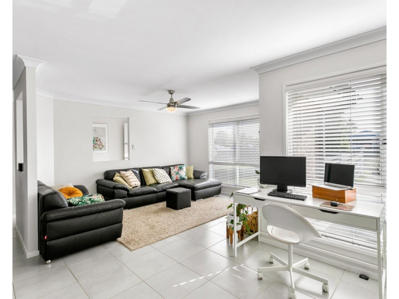 6 Deborah Court, Deception Bay QLD 4508