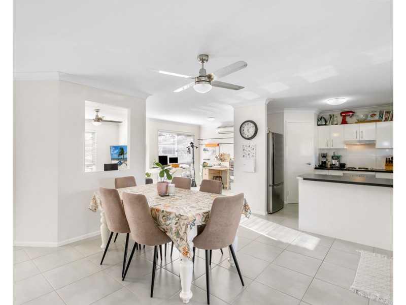 6 Deborah Court, Deception Bay QLD 4508