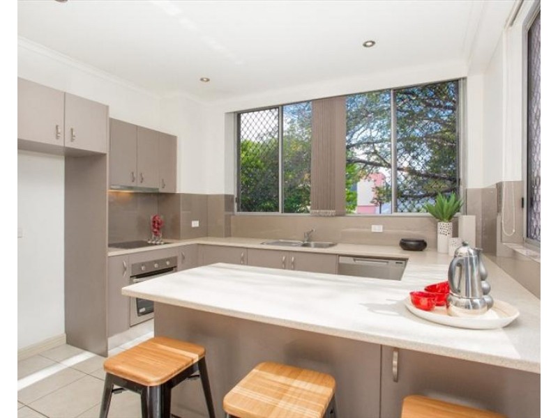 3/110 Kingsford Smith Drive, Hamilton QLD 4007