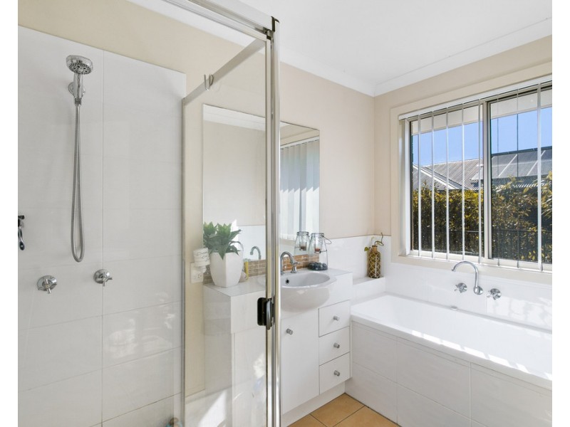 15 Pristine Place, Ningi QLD 4511