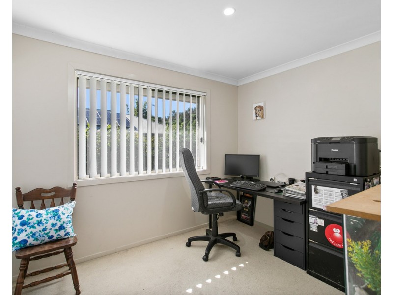 15 Pristine Place, Ningi QLD 4511