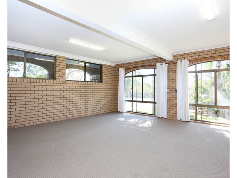 171 Esplanade South, Deception Bay QLD 4508