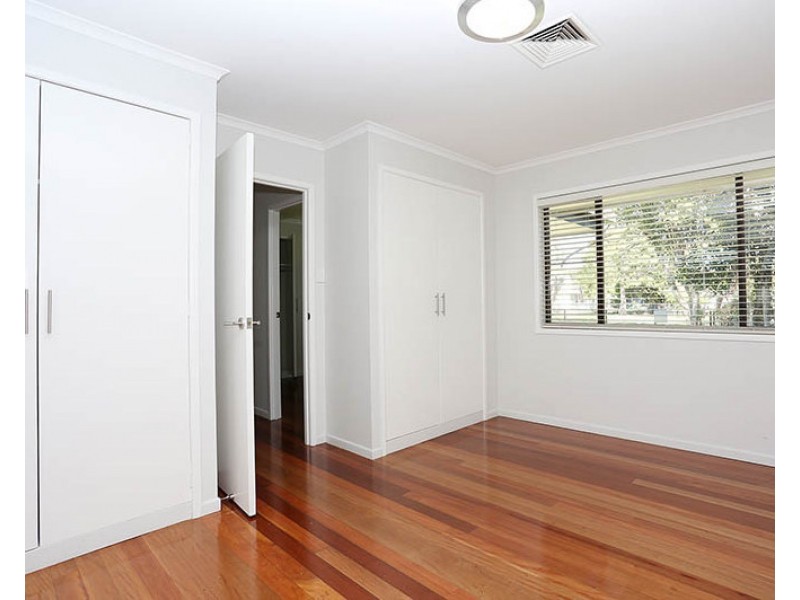 171 Esplanade South, Deception Bay QLD 4508