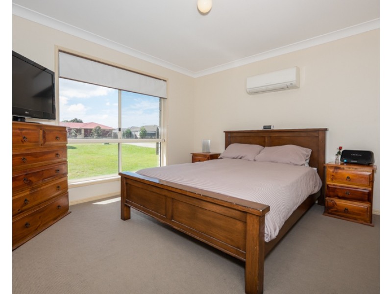 3 Dysart Street, Rothwell QLD 4022