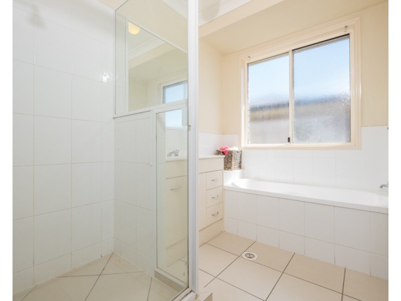 3 Dysart Street, Rothwell QLD 4022