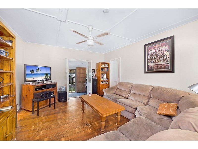 12 Lawnhill Avenue, Deception Bay QLD 4508