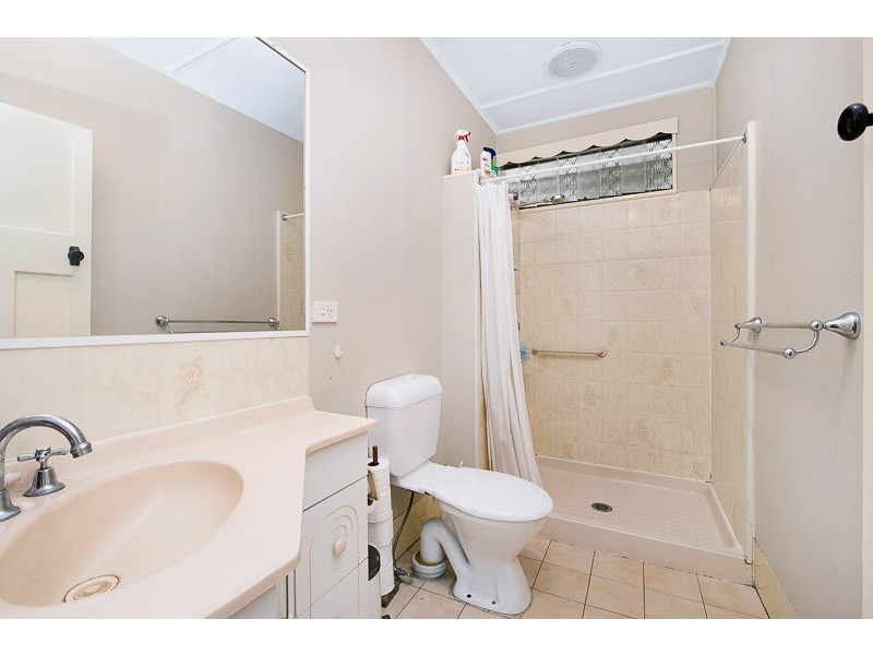 12 Lawnhill Avenue, Deception Bay QLD 4508