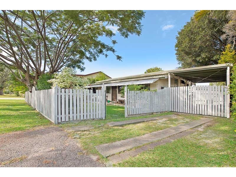 12 Lawnhill Avenue, Deception Bay QLD 4508