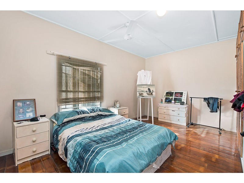 12 Lawnhill Avenue, Deception Bay QLD 4508