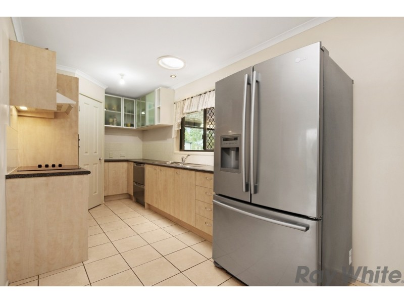 9 Dune Ct, Deception Bay QLD 4508