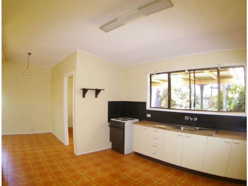 6 Simon Street, Deception Bay QLD 4508