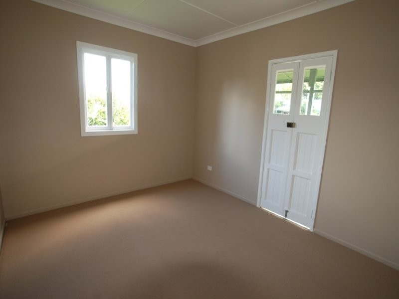 8 Upper Union Street, Deception Bay QLD 4508