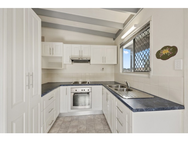 8 Kippah Street, Deception Bay QLD 4508