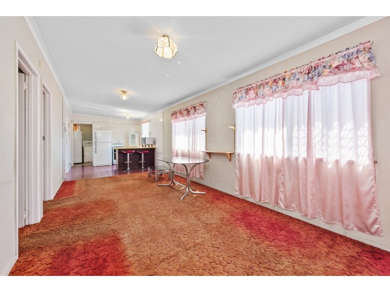 26 Porpoise Pde, Deception Bay QLD 4508