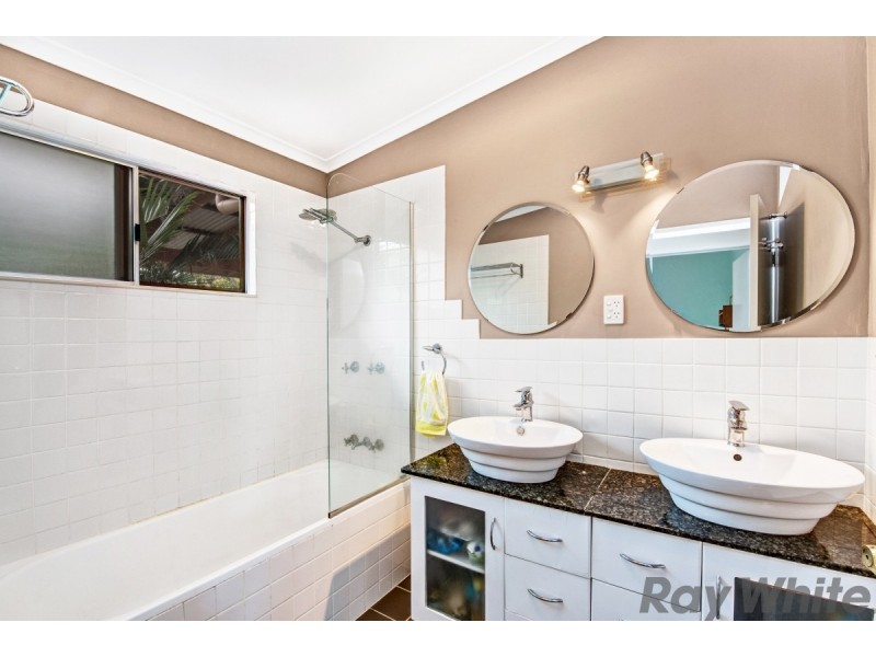 5 Breavington Court, Deception Bay QLD 4508