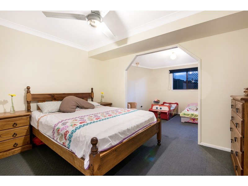 13 Stamp Street, Deception Bay QLD 4508