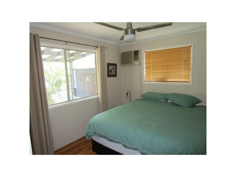 9 Rainbow Street, Deception Bay QLD 4508