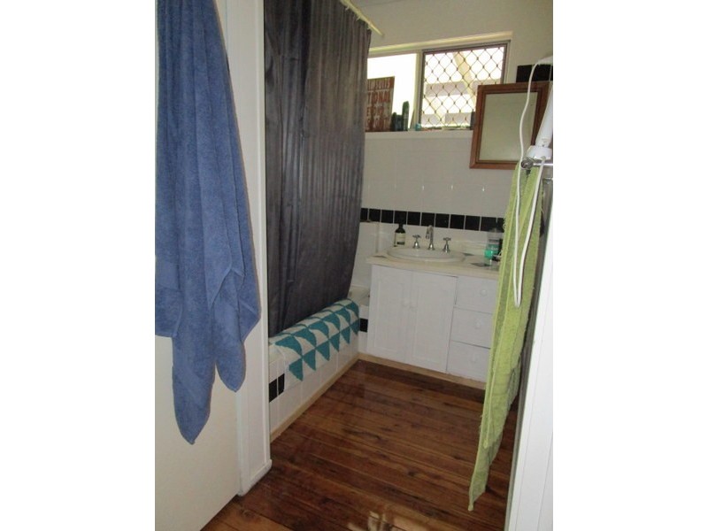 9 Rainbow Street, Deception Bay QLD 4508