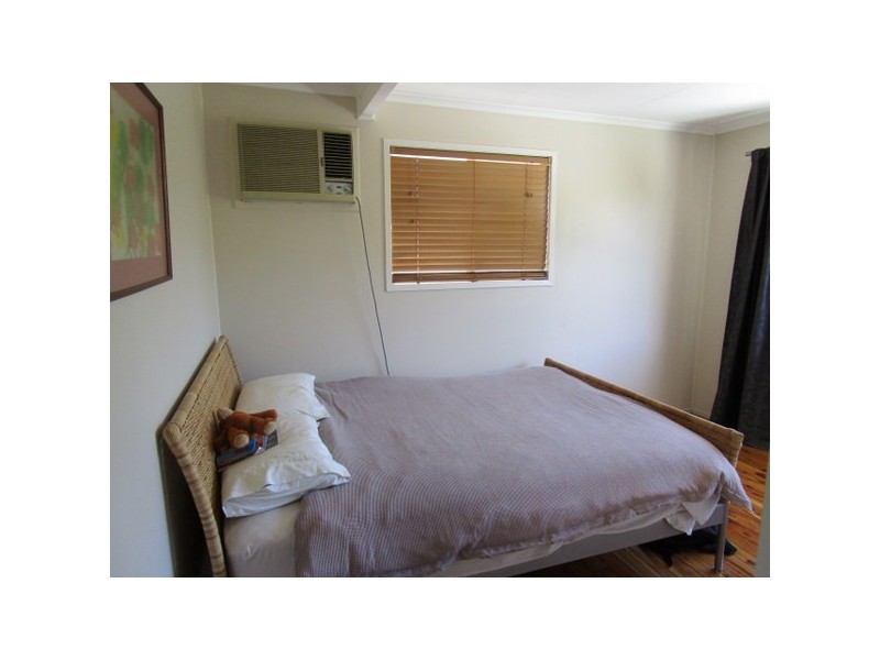 9 Rainbow Street, Deception Bay QLD 4508