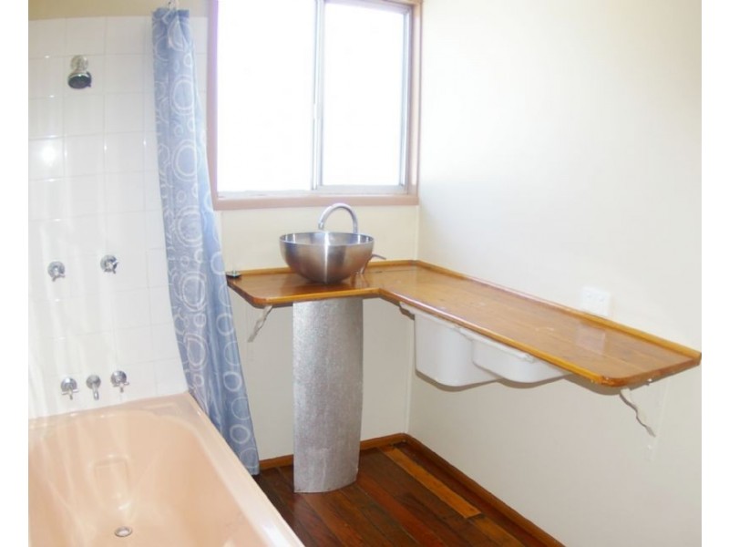 82 Osborne Terrace, Deception Bay QLD 4508