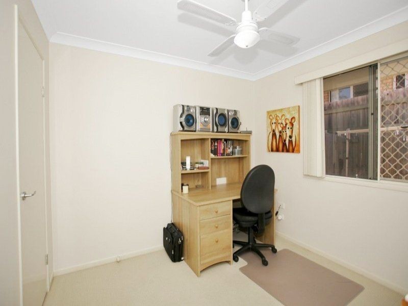 2/29 Lady Bowen Parade, Rothwell QLD 4022