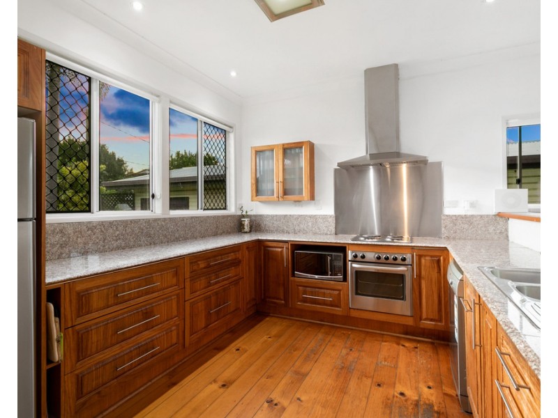 18 Water Street, Deception Bay QLD 4508