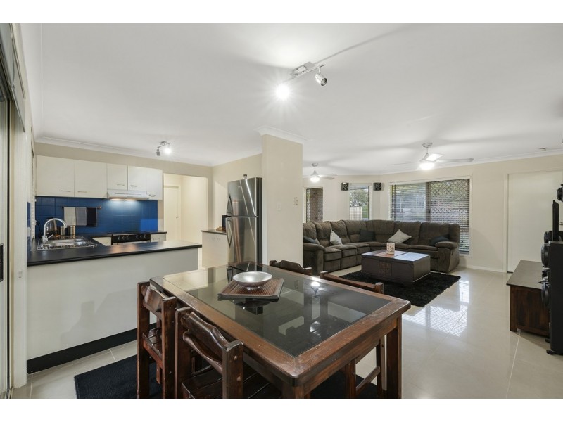 90 Moreton Downs Drive, Deception Bay QLD 4508