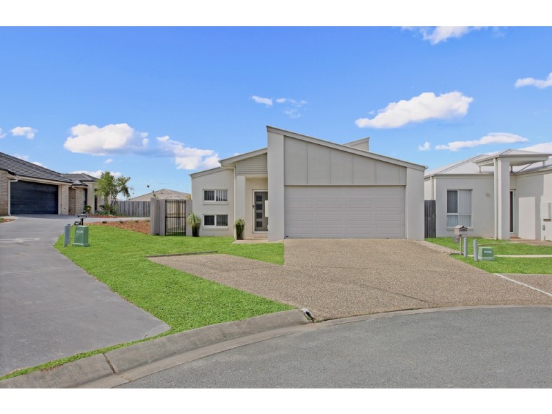 8a Canaipa Court, Rothwell QLD 4022
