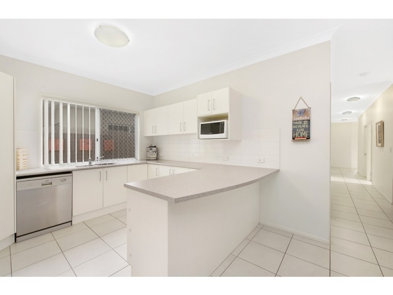 8a Canaipa Court, Rothwell QLD 4022